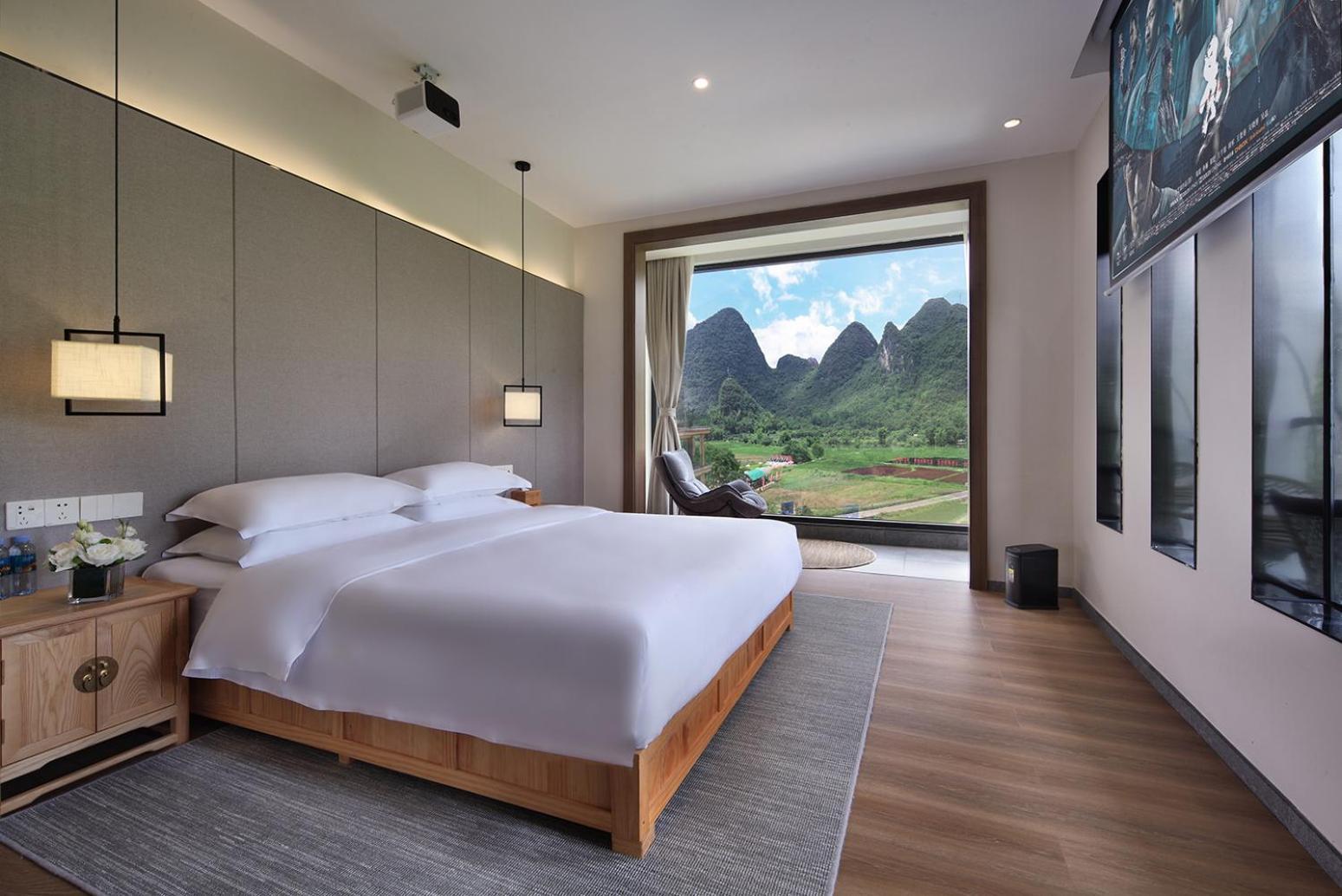 The Giggling Tree Hotel Yangshuo Exterior photo