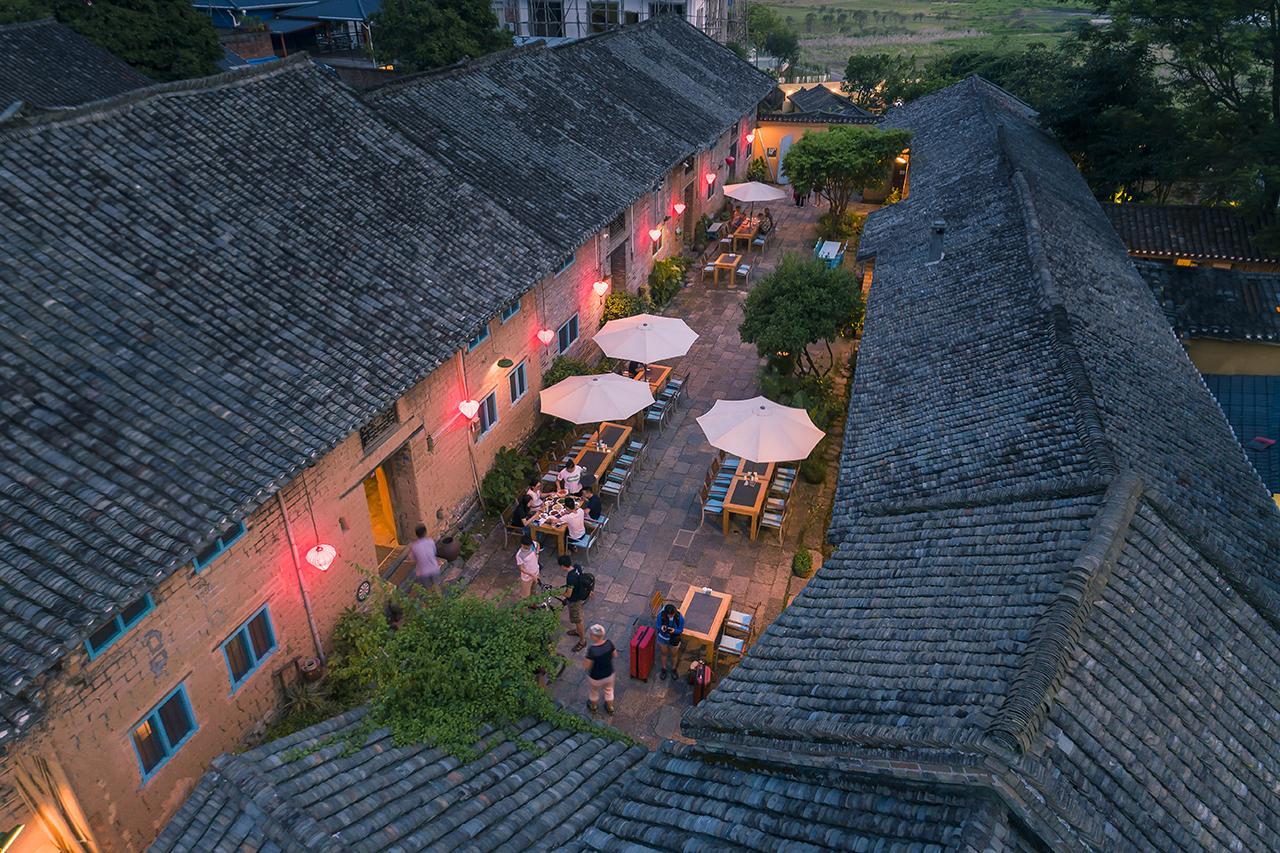 The Giggling Tree Hotel Yangshuo Exterior photo